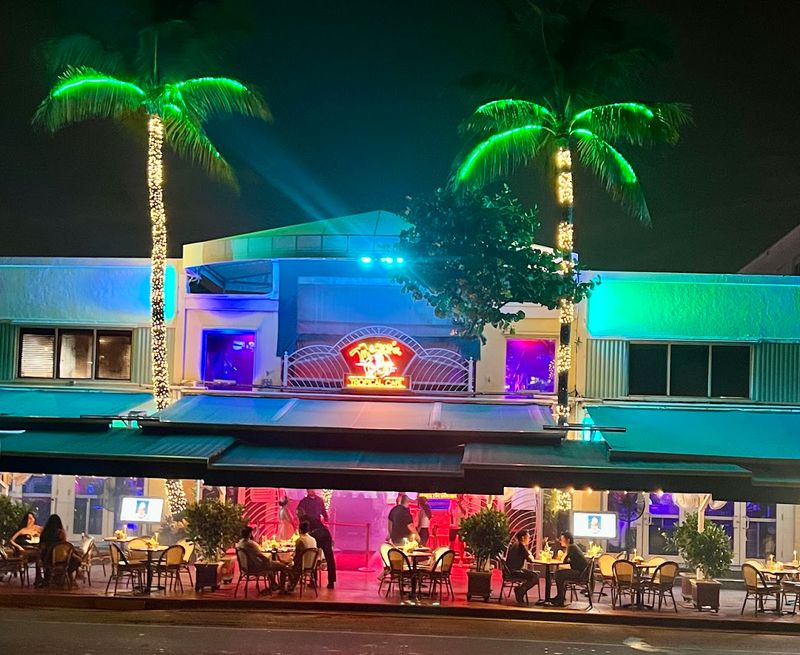 Mango's Tropical Cafe - Miami Beach