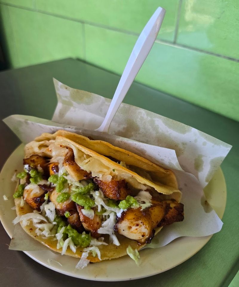 Mariscos El Mazateño, Tijuana