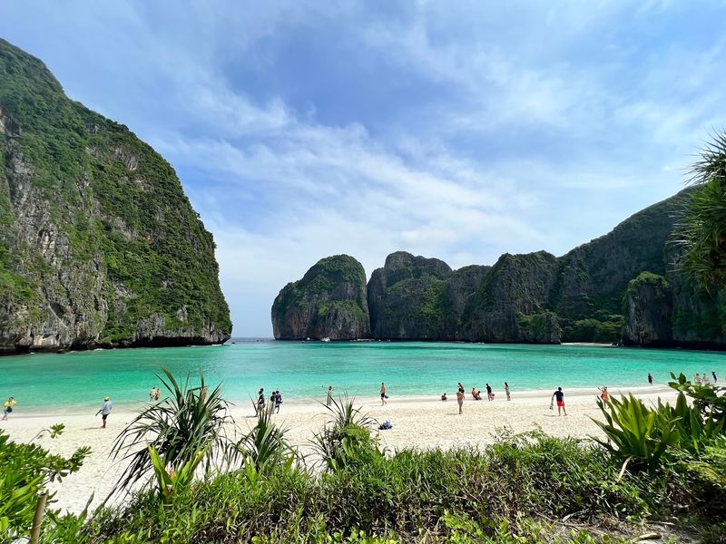 Maya Bay — Koh Phi Phi Leh, Thailand Maya Bay — Koh Phi Phi Leh, Thailand