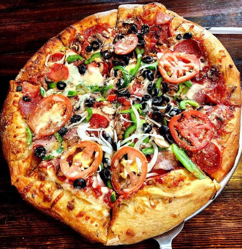 Mellow Mushroom — Multiple Locations (Nashville, Knoxville, Chattanooga)