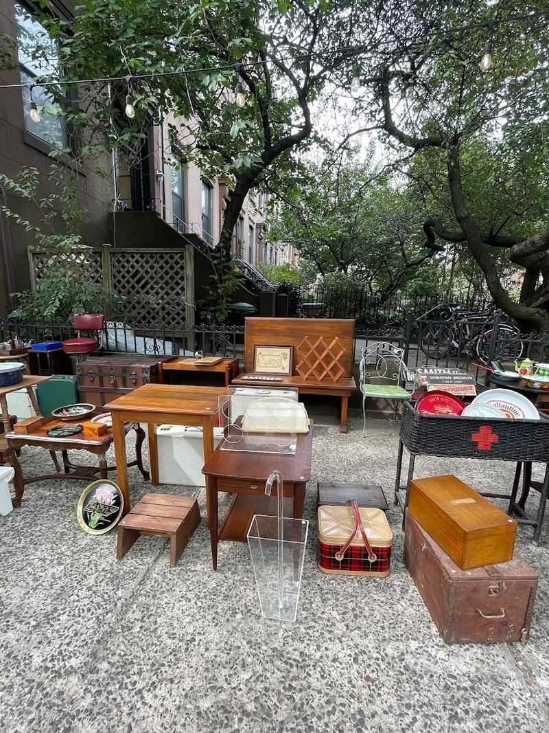 Mid-Century Furniture That Stops You in Your Tracks