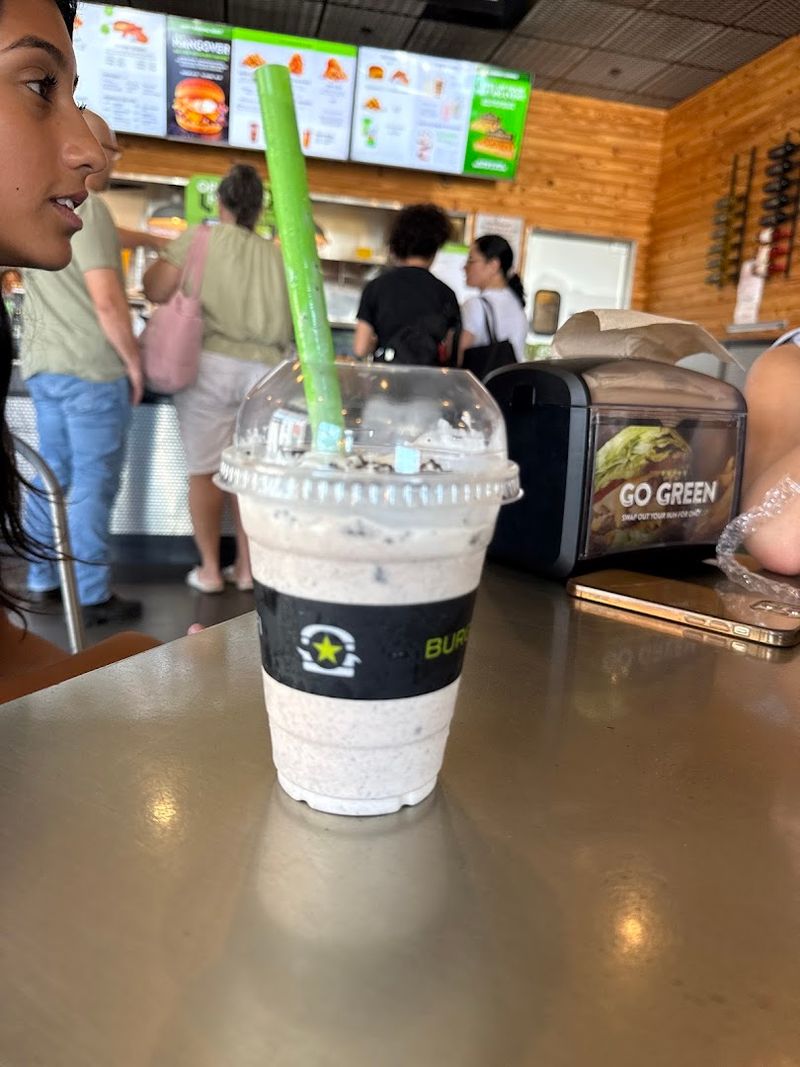 Milkshakes and Custard That Steal the Show