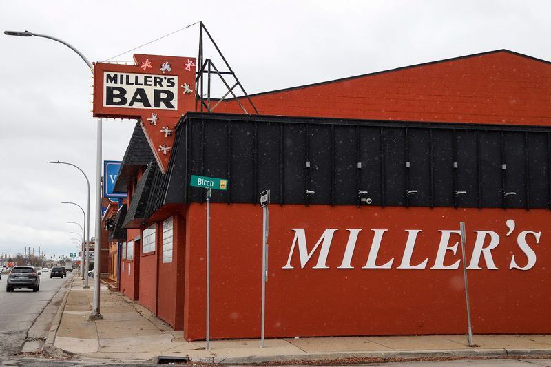 Miller's Bar, Dearborn