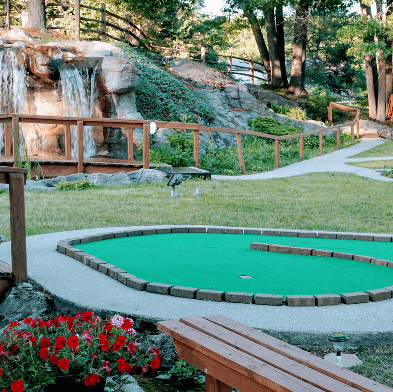 More Than 30 Years of Putts and Memories