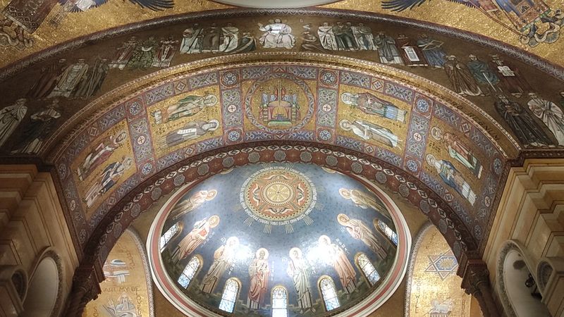 More Than 7,000 Shades of Color Overhead More Than 7,000 Shades of Color Overhead