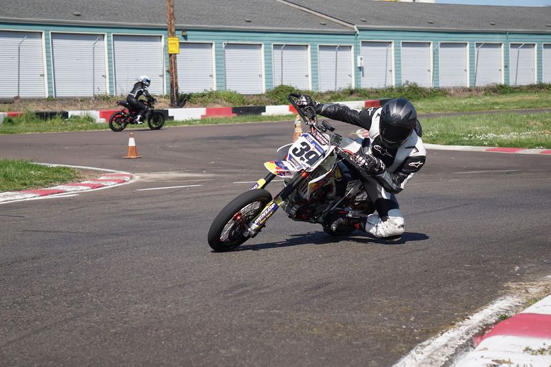 Motorcycle and Supermoto Racing Motorcycle and Supermoto Racing
