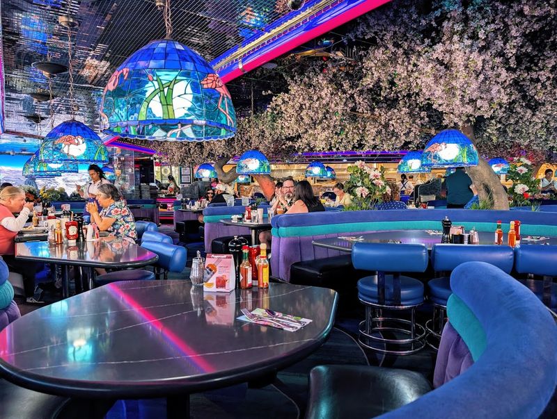 Nevada - Peppermill Restaurant and Fireside Lounge (Las Vegas) Nevada - Peppermill Restaurant and Fireside Lounge (Las Vegas)