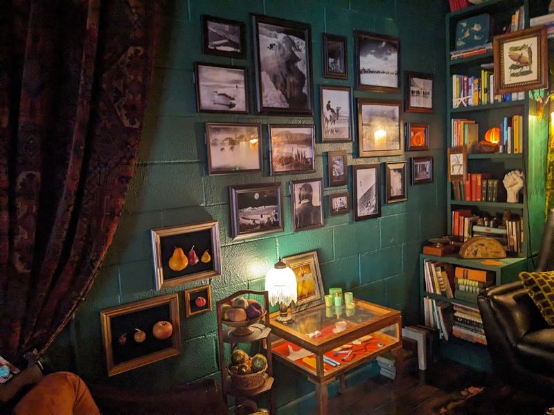 Office of Collecting and Design Office of Collecting and Design