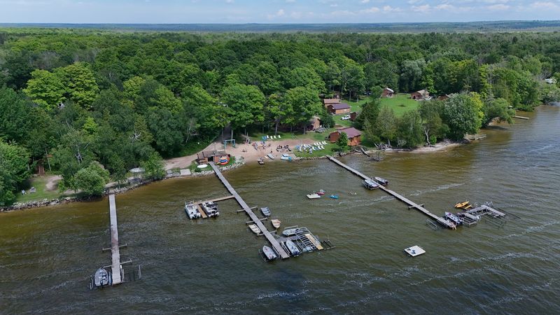 One Thousand Feet of Beachfront and What to Do With It One Thousand Feet of Beachfront and What to Do With It