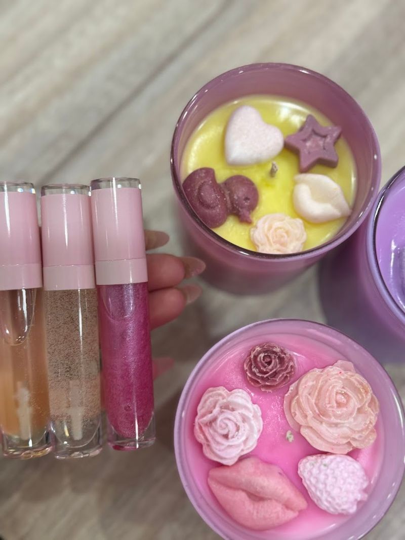 Orlando Candle and Lip Gloss Lab