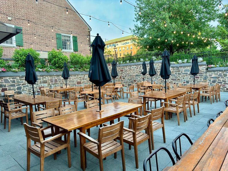 Outdoor Seating With a Princeton Backdrop
