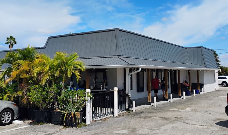 Outdoor Seating and the Overall Vibe Outdoor Seating and the Overall Vibe
