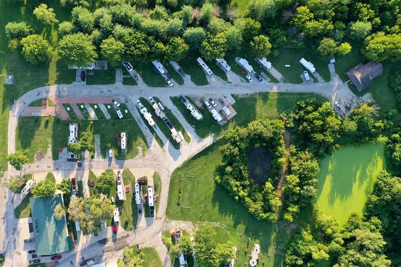 Owl Creek Market & RV Park near Kansas City