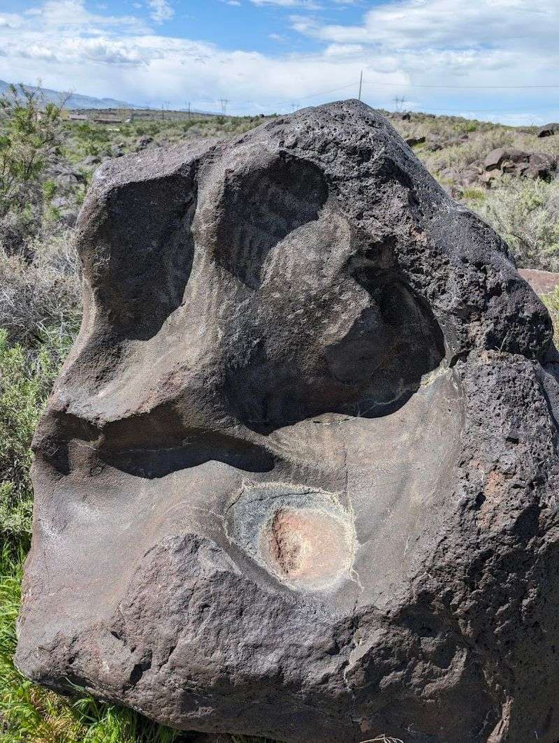 Petroglyphs That Span Thousands of Years Petroglyphs That Span Thousands of Years