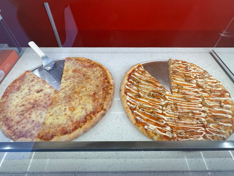 Pizza Slices That Hold Their Own Pizza Slices That Hold Their Own