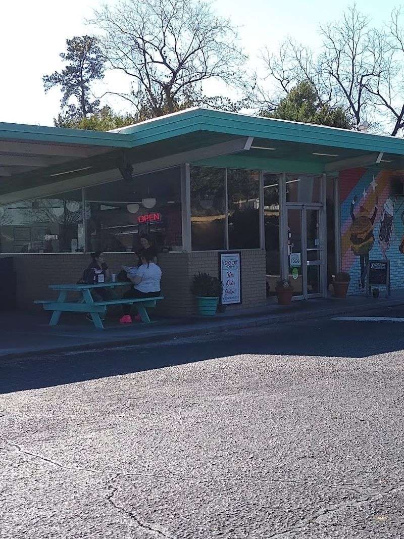Planning Your Visit to Sno-Cap Drive In