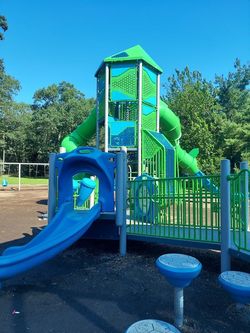 Playgrounds That Actually Keep Kids Busy