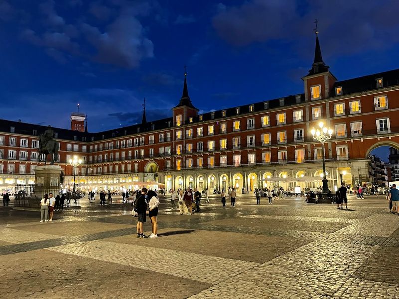 Plaza Mayor — Madrid