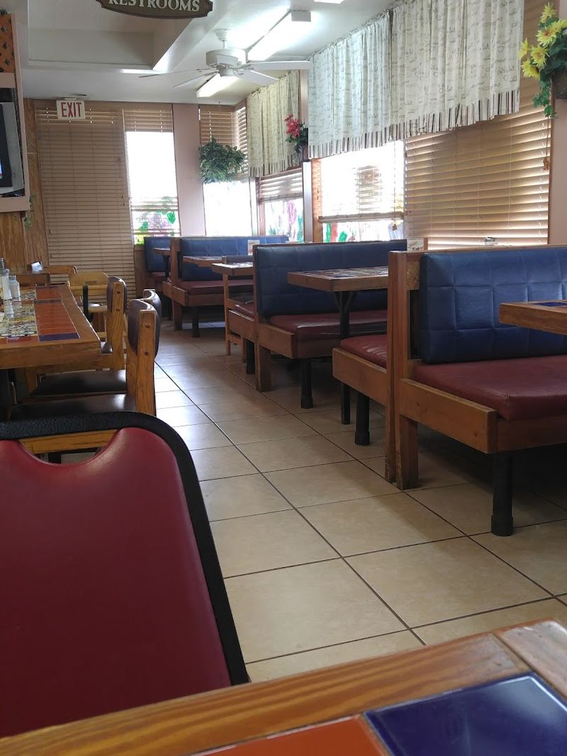 Practical Tips for Your Visit to Jeff's Country Cafe Practical Tips for Your Visit to Jeff's Country Cafe