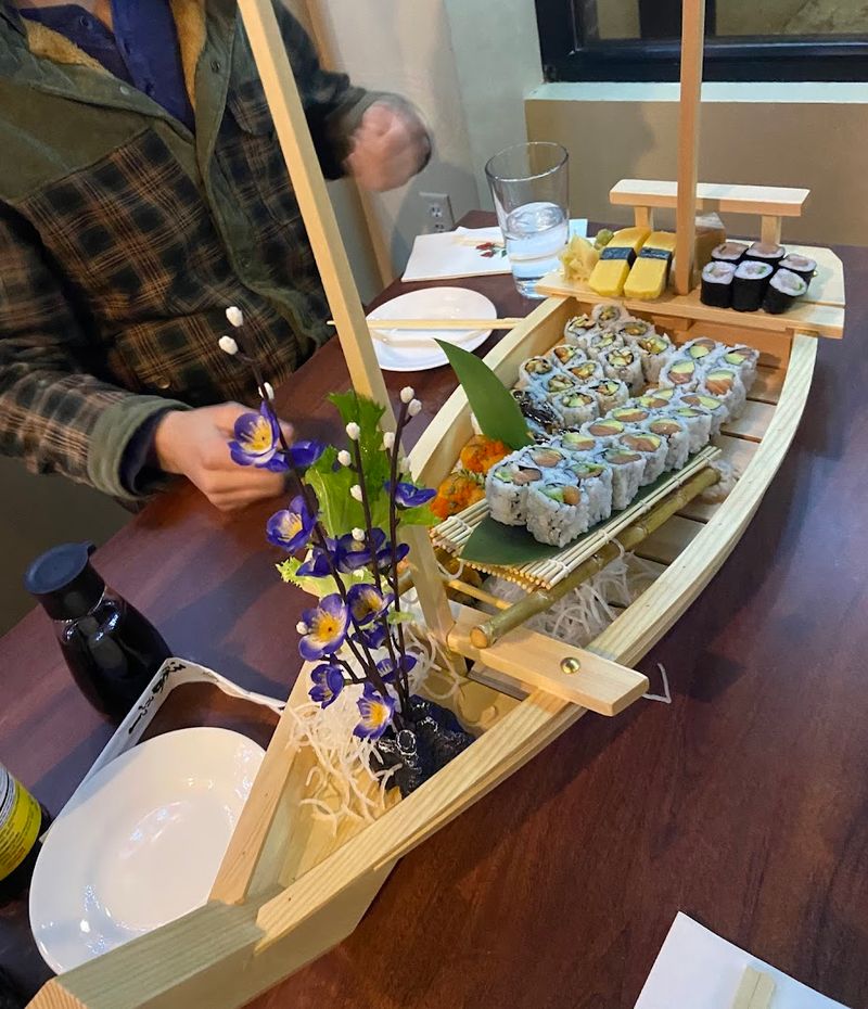 Presentation That Turns Every Plate Into a Small Event Presentation That Turns Every Plate Into a Small Event