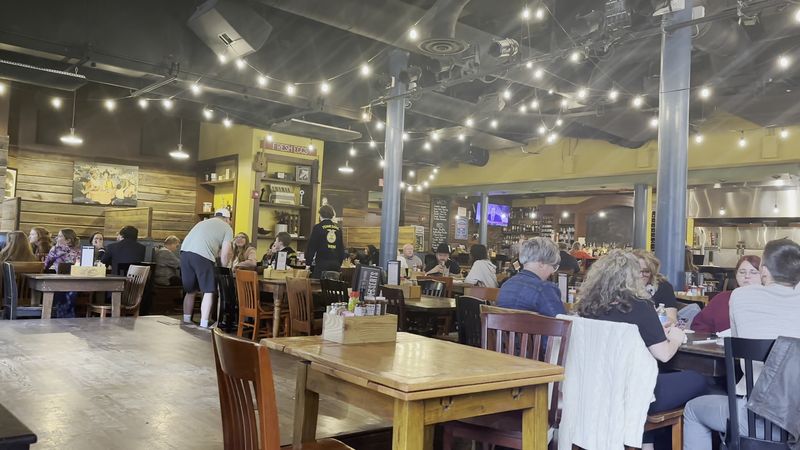 Puckett's Grocery and Restaurant
