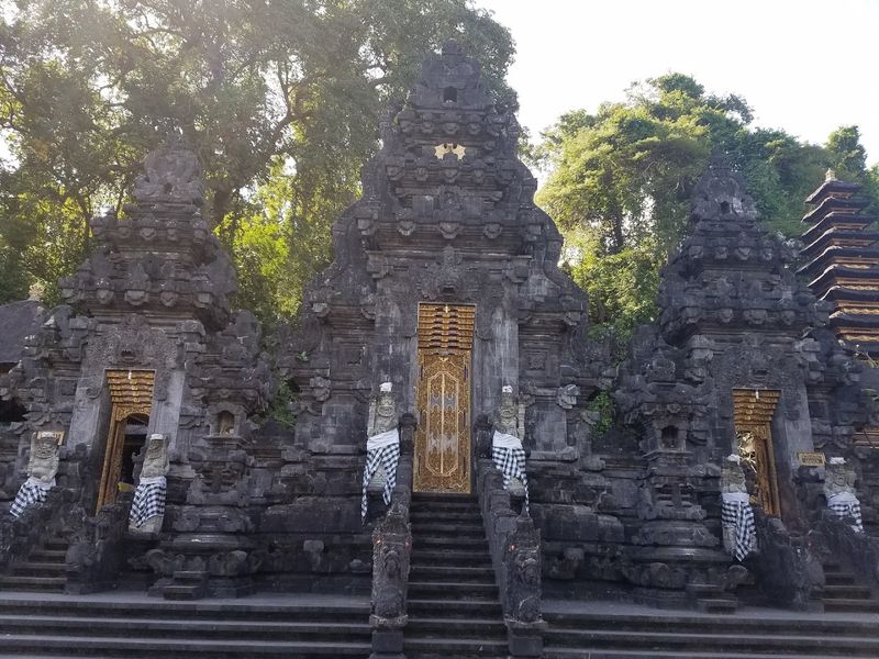 Pura Goa Lawah