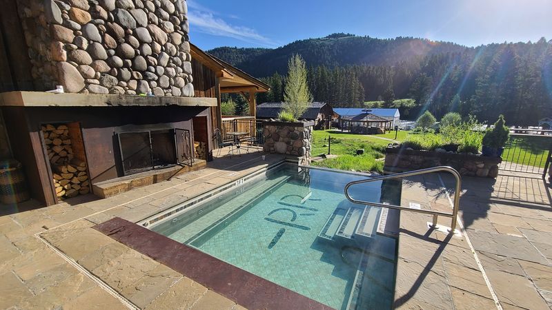 Rainbow Ranch Lodge, Gallatin Gateway, Montana Rainbow Ranch Lodge, Gallatin Gateway, Montana