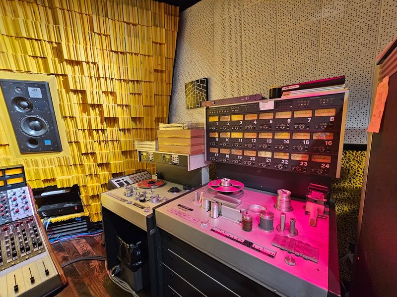 Record Your Voice Directly onto Vinyl