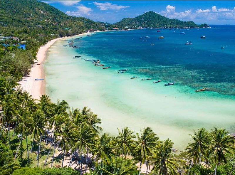 Sairee Beach, Koh Tao Sairee Beach, Koh Tao