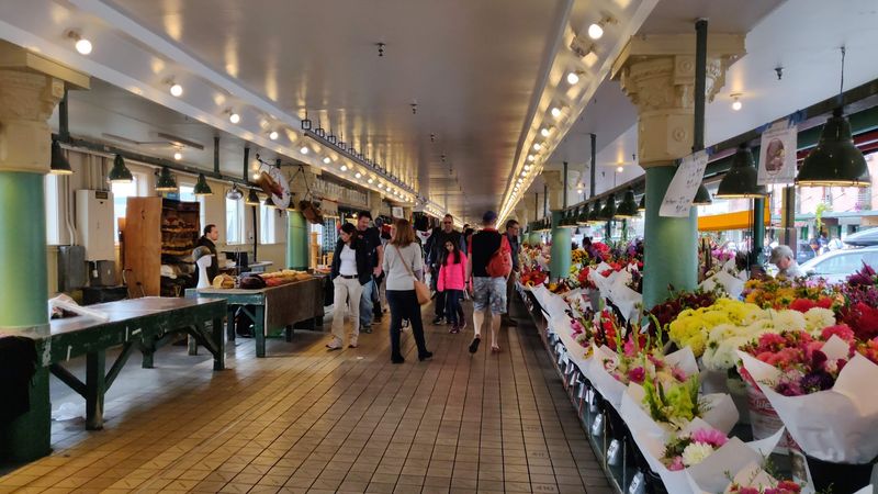 Seattle – Coffee & Seafood at Pike Place Market