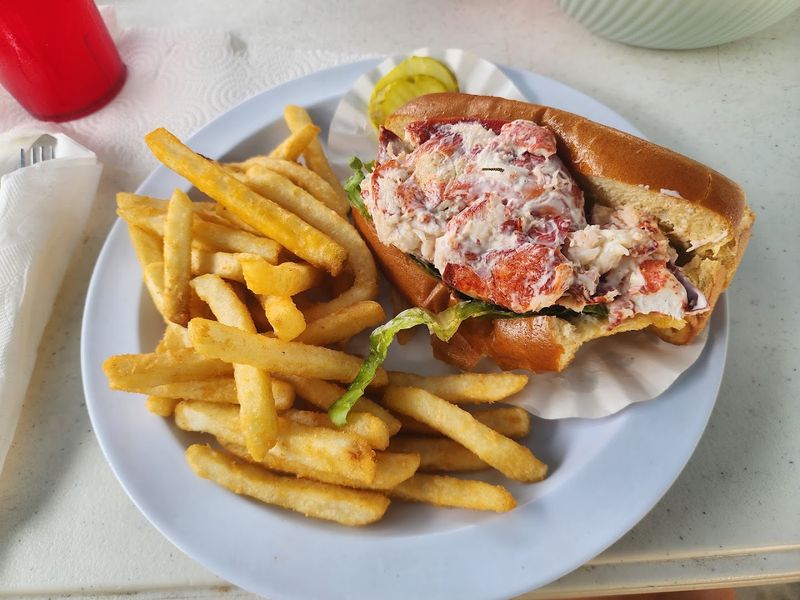 Sandwiches, Burgers, and Land-Based Options Sandwiches, Burgers, and Land-Based Options