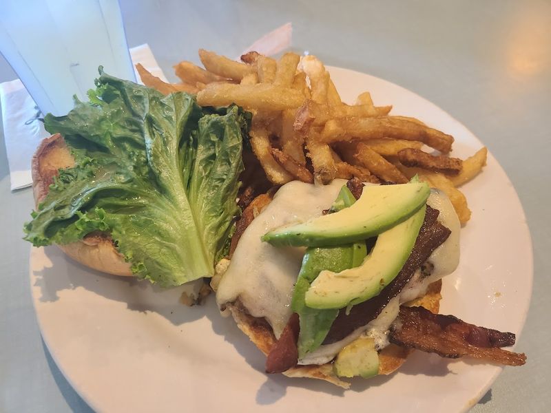Sandwiches and Burgers Worth the Drive Sandwiches and Burgers Worth the Drive