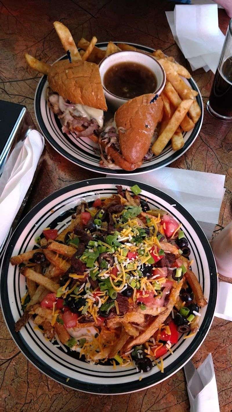 Sandwiches and Comfort Food That Hold Their Own
