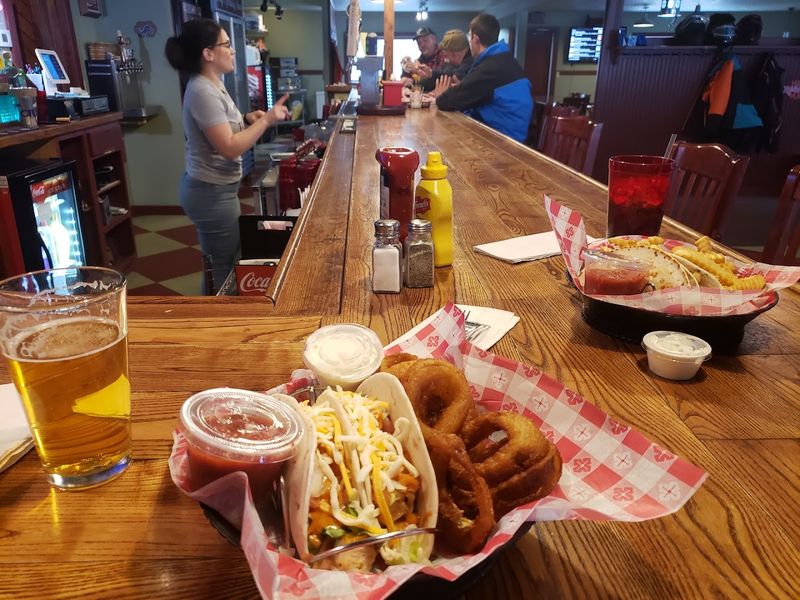 Saturday Prime Rib, Chipotle Chicken Tacos, and the Specials That Show Up Swinging