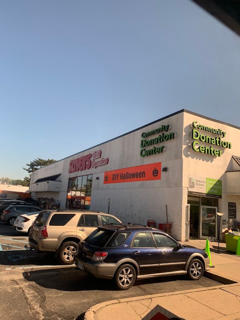 Savers, Commack, New York Savers, Commack, New York