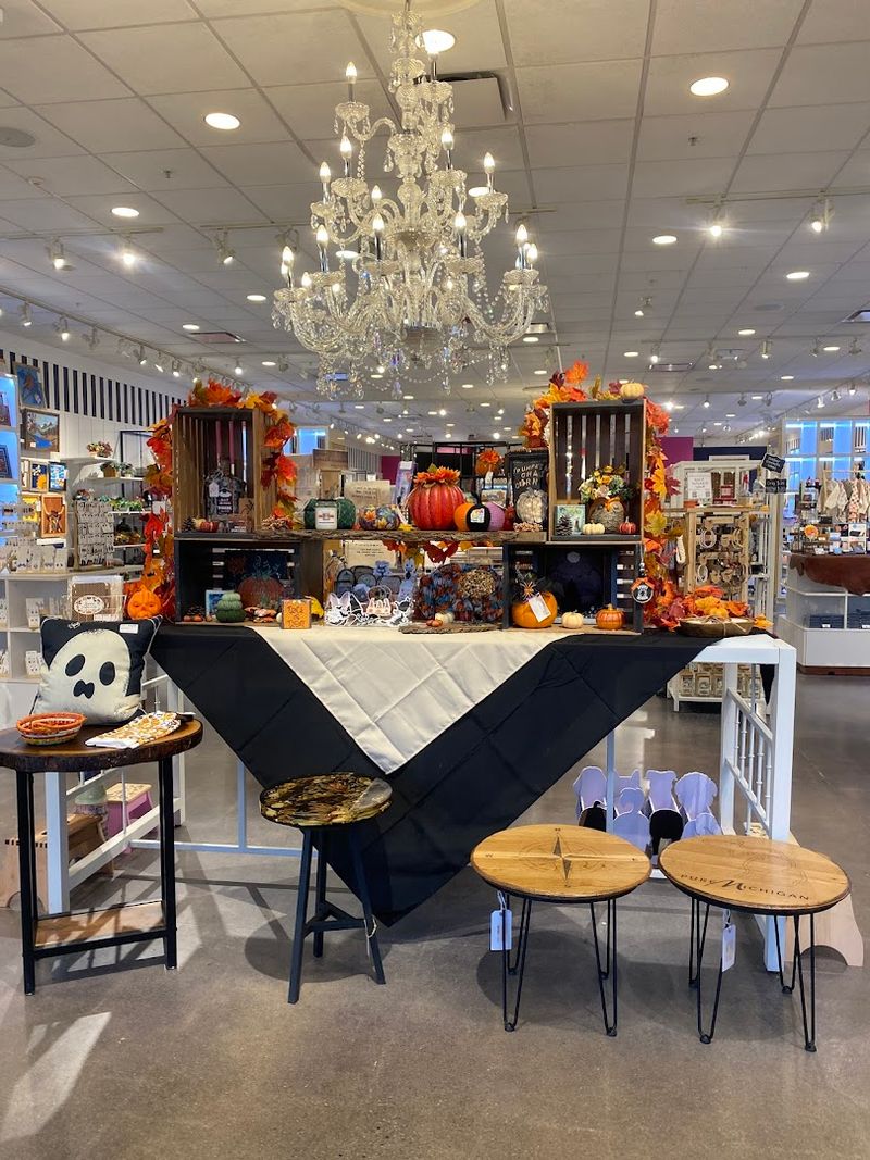 Seasonal Inventory That Keeps Every Visit Fresh