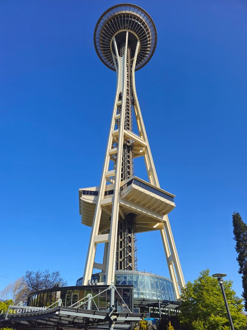 Seattle: Space Needle