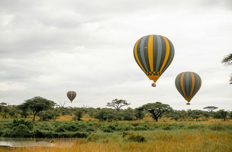 Serengeti Hot Air Balloon Safari, Tanzania Serengeti Hot Air Balloon Safari, Tanzania