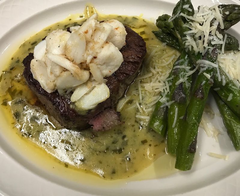 Signature Dishes That Keep Guests Coming Back Signature Dishes That Keep Guests Coming Back