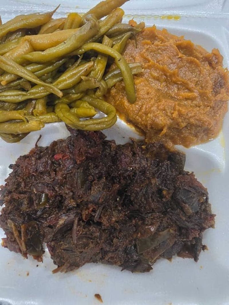 Soul Food Paradise in Auburn