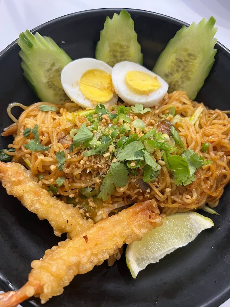 Stir-Fry Noodles and Vermicelli Bowls Worth Every Slurp