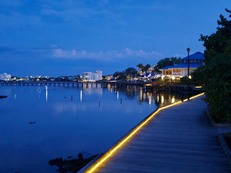 Stuart Riverwalk, Stuart