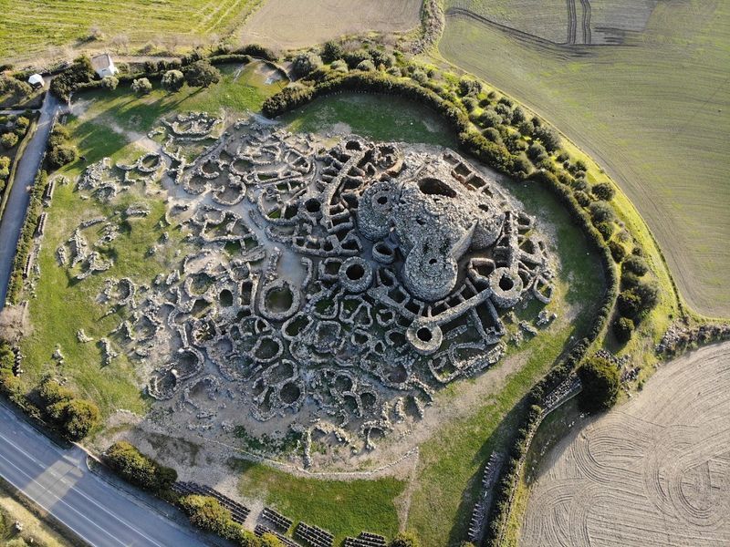Su Nuraxi di Barumini Su Nuraxi di Barumini