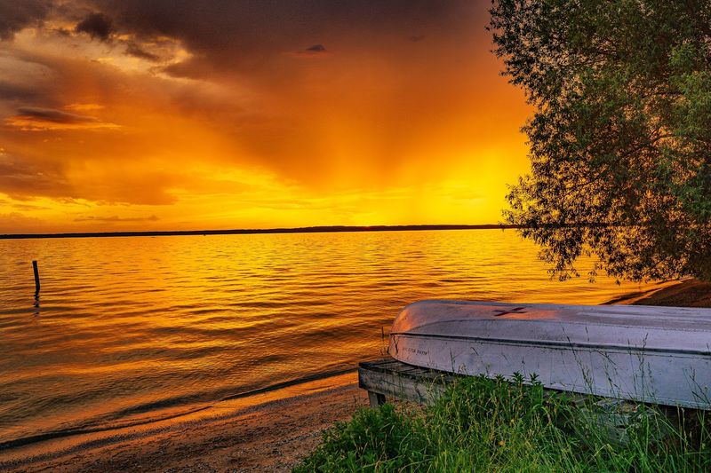 Sunset Watching at the Shore: An Evening Ritual Worth Planning Around