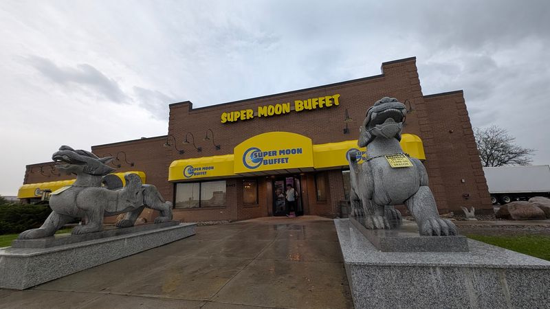 Super Moon Buffet Super Moon Buffet