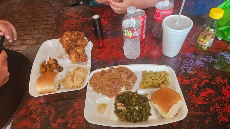 Sweet Tea and the Drinks That Complete the Meal