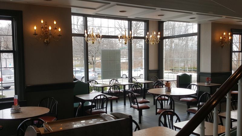 Table Service That Sets It Apart