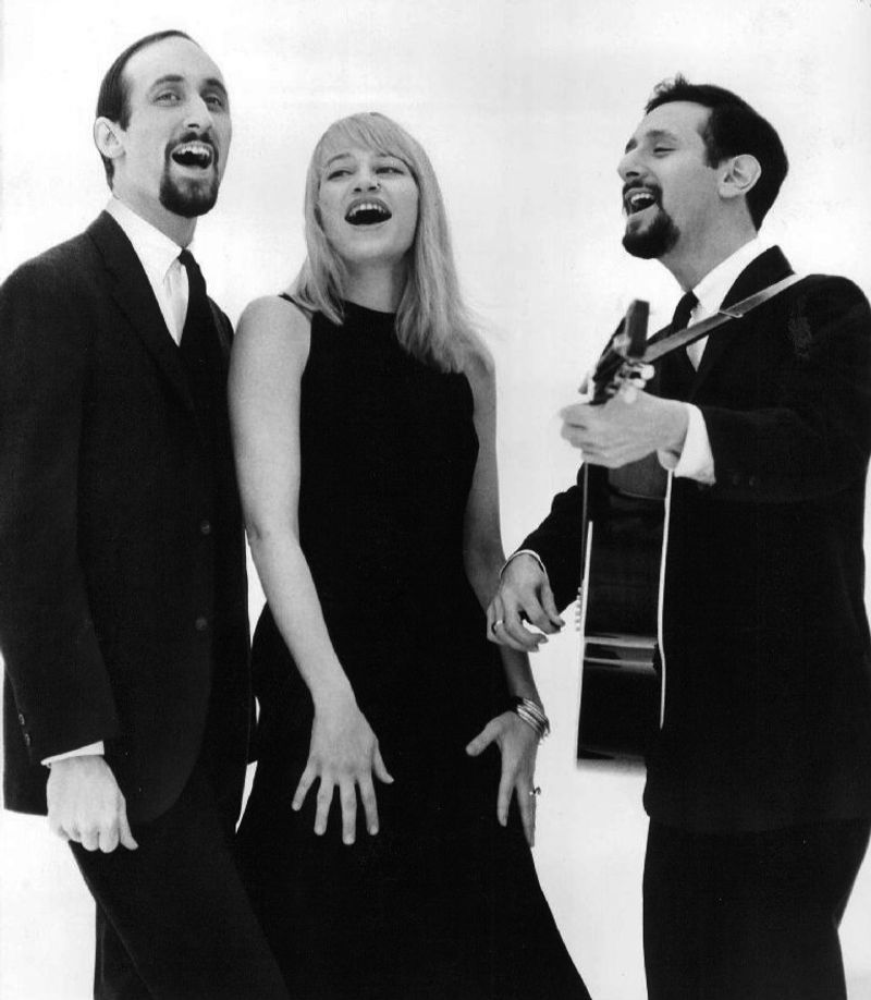 Tell It on the Mountain by Peter, Paul and Mary