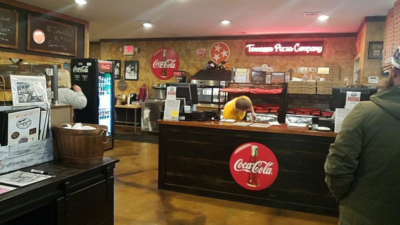 Tennessee Pizza Company — Seymour