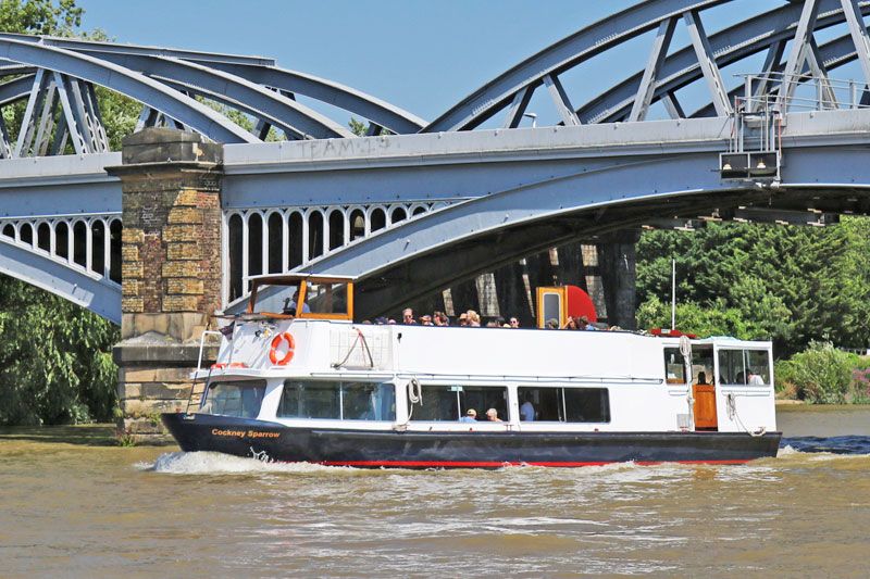 Thames River Boat Ride Thames River Boat Ride